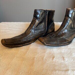 Men's Distressed Boots